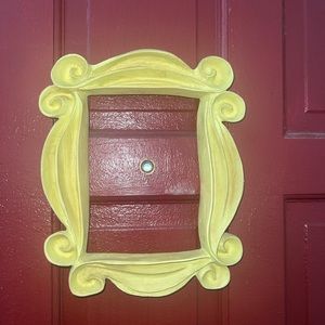 Friends Yellow Peephole Frame Decor